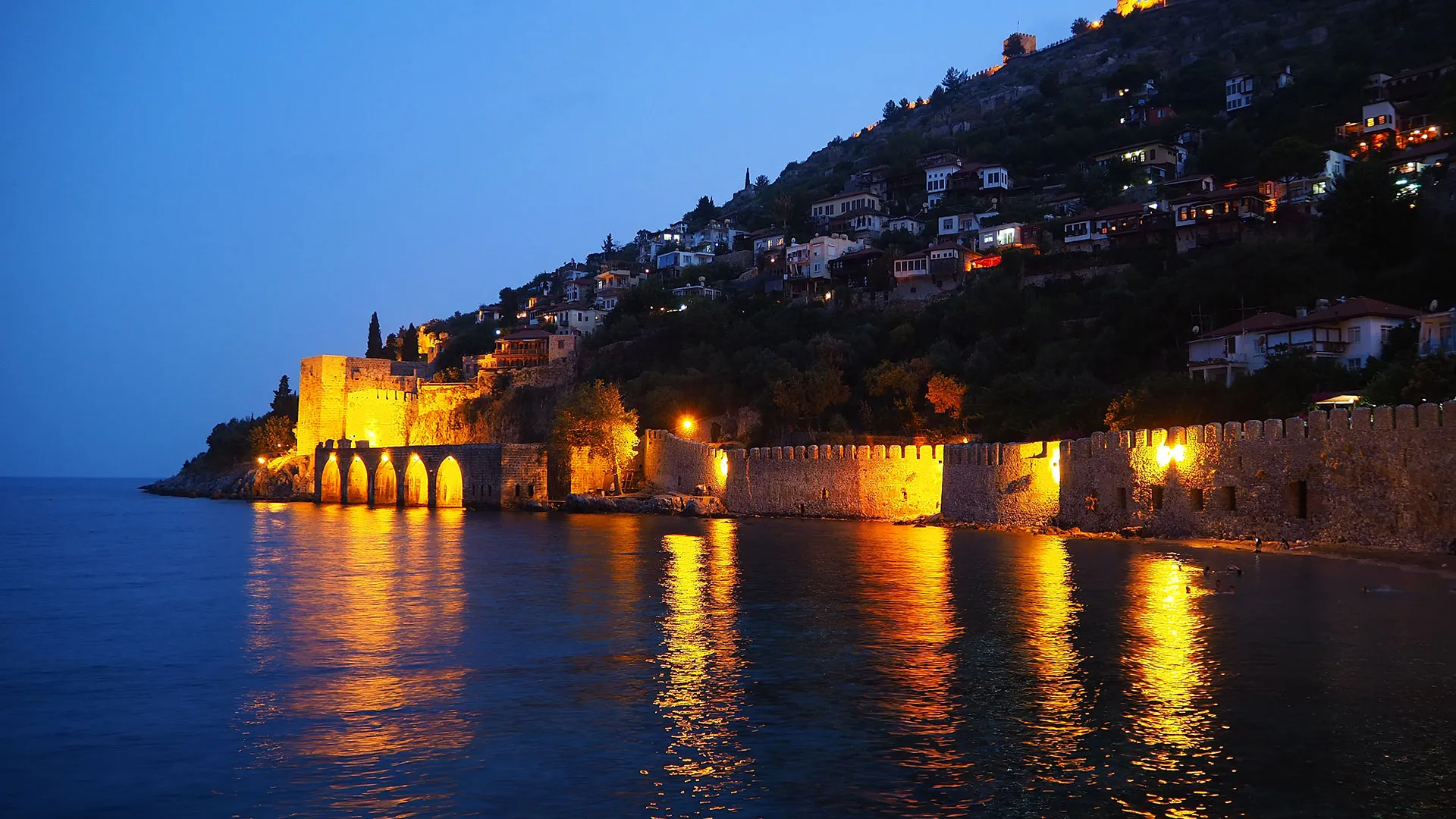 Alanya Kalesi Kapak Fotoğrafı